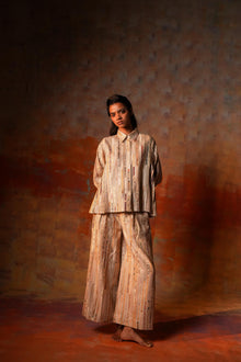  Side Pleat Shirt Beige Woven