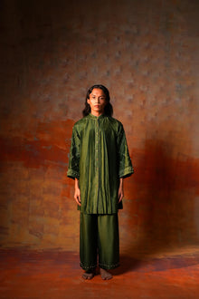  Bell Sleeves Tunic Check Emb Green