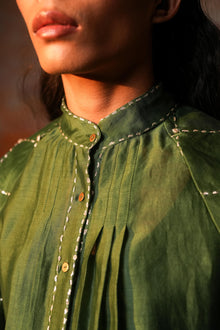  Swing Tunic Check Emb Green