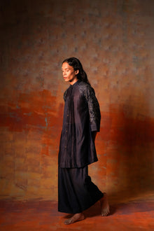  Bell Sleeves Tunic Emb Indigo